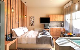 White Hills Suites & Spa